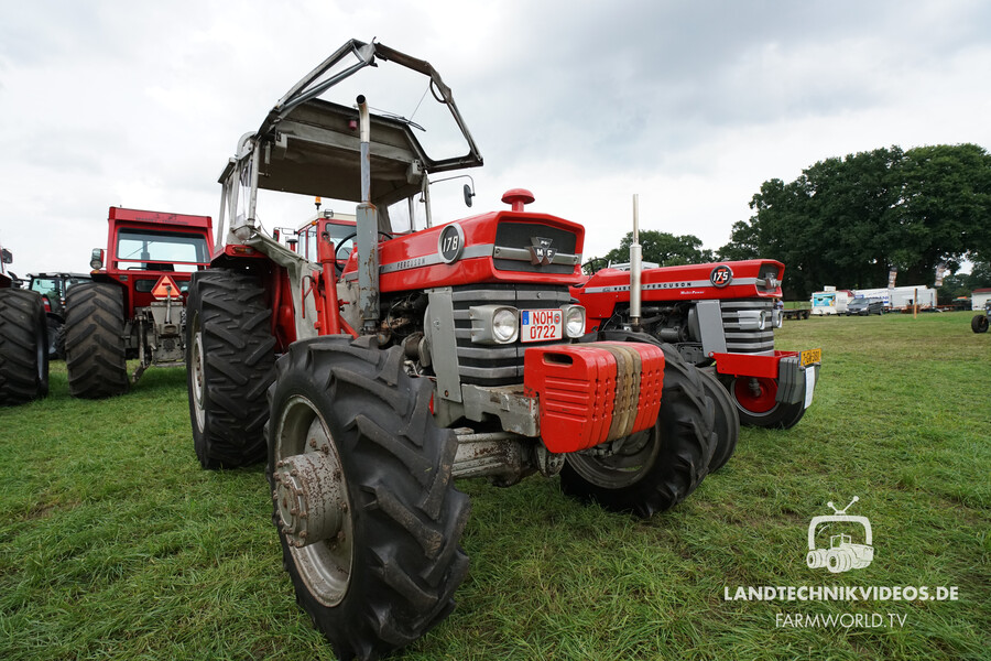 Massey Ferguson Traktoren_10.jpg